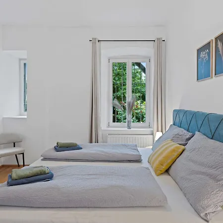 Charmante Altbau Am Appartement *